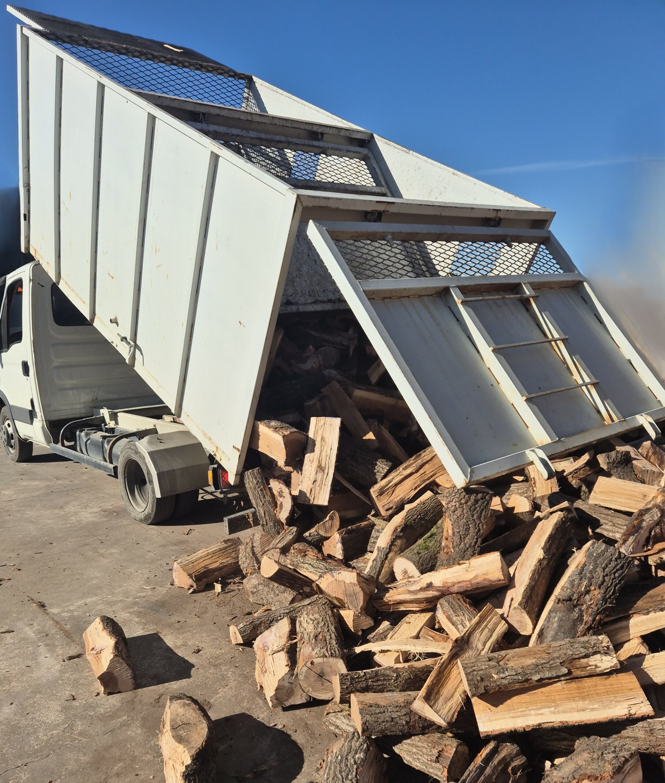 Bois de chauffage Saint-Colombe livré par Bois Beaudouin